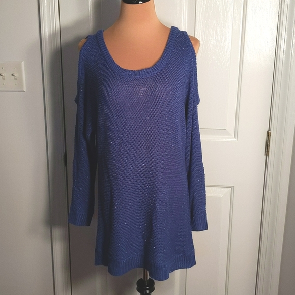 Nicole by Nicole Miller Sweaters - Nicole by Nicole Miller Cold Shoulder Tunic NWOT